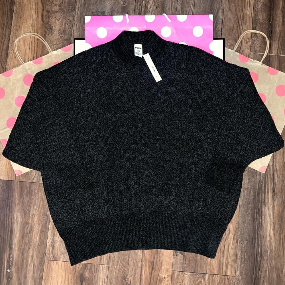 NWT VS PINK Size SMALL Oversized Warm Slouchy Sweater.